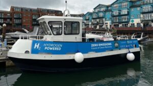 Exeter Port Authority trials hydrogen electric boat