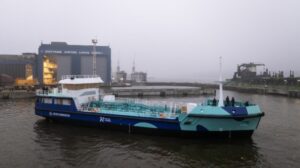 Klaipėda Port launches the first hydrogen- and electricity-powered ship in Lithuania